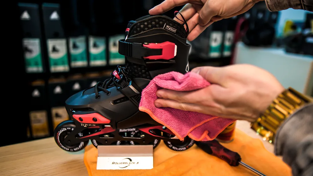 serwisowanie rolki Rollerblade