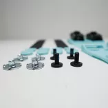 Zestaw dolnych klamer FR Double Strap jasno-niebieski ze śrubami L+P