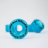 Świecące kółka do wrotek Rio Roller Light Up 58x33mm/82a niebieskie z brokatem (4szt.)