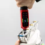 Precyzyjne dokręcanie osi i śrub w rolkach kluczem dynamometrycznym