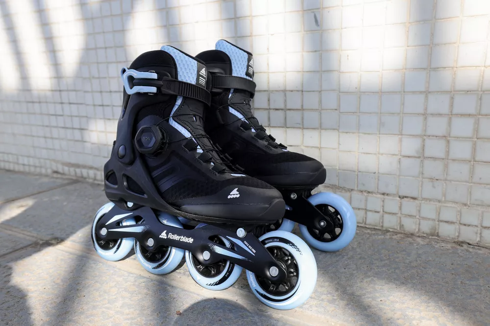 Rolki Rollerblade Macroblade 84 Boa W czarno-błękitne