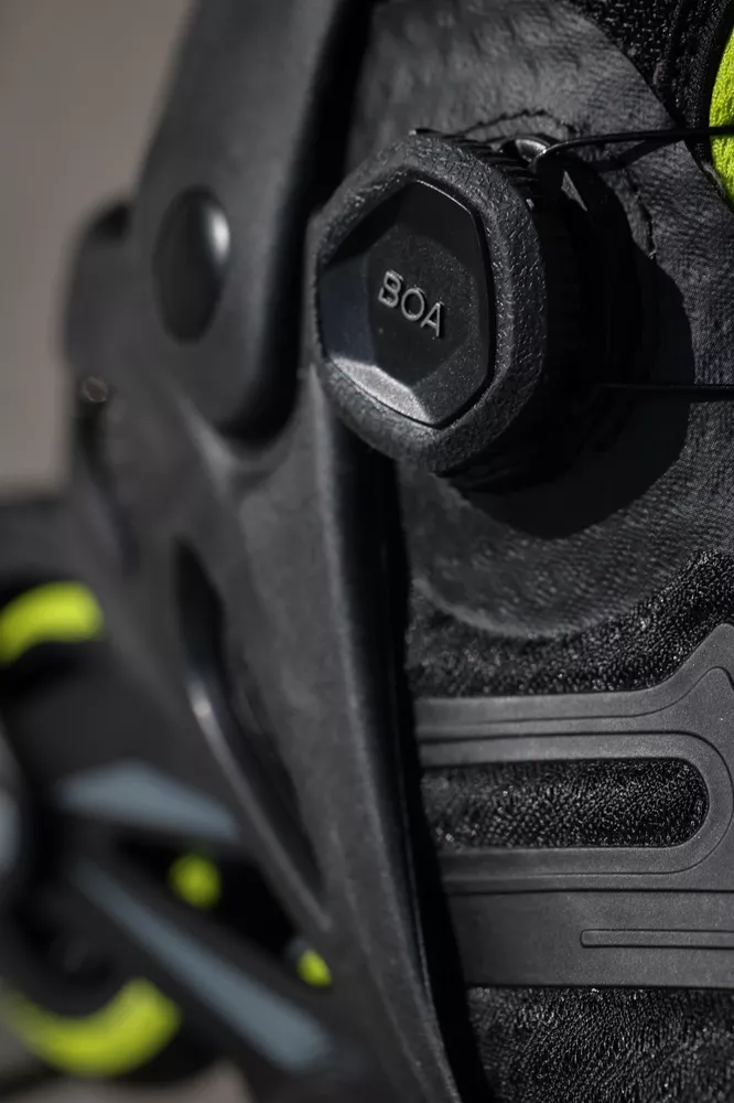 Rolki Rollerblade Macroblade 84 Boa czarno-limonkowe