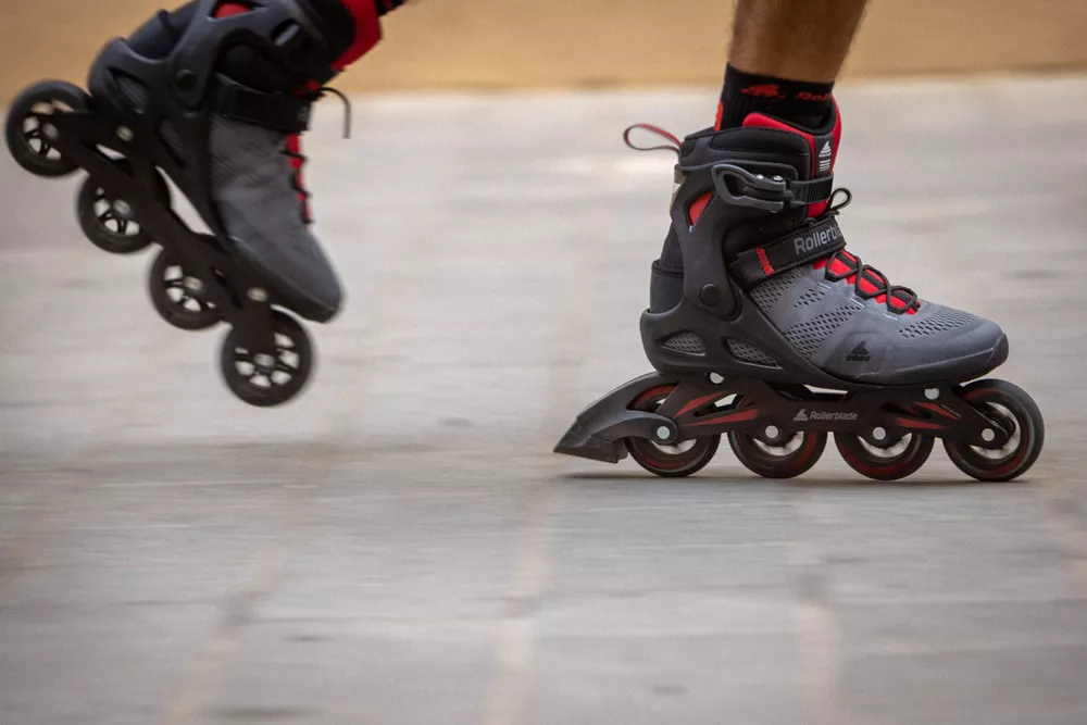Rolki Rollerblade Macroblade 84 szaro-czerwone