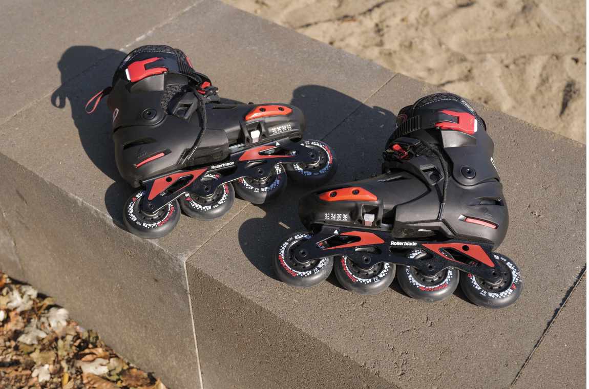 Rolki dziecięce Rollerblade Apex czarno-czerwone