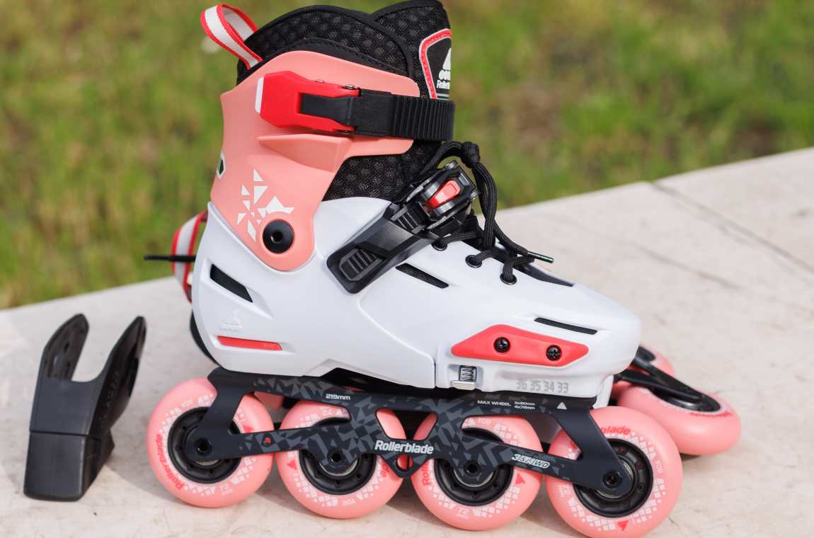 Rolki dziecięce Rollerblade Apex platynowo-koralowe