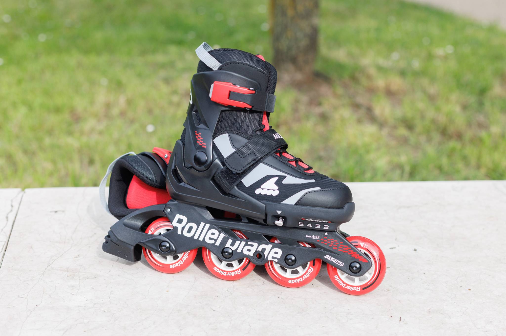 Rolki Rollerblade Microblade Free czarno-czerwone