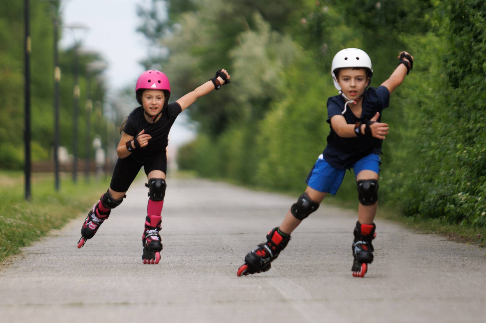 Rolki Rollerblade Microblade Free czarno-czerwone